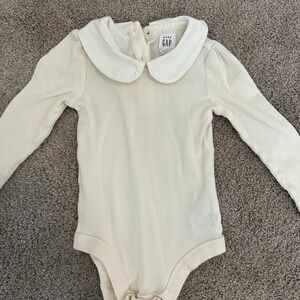 NWOT Babygap Peter Pan collar Bodysuit